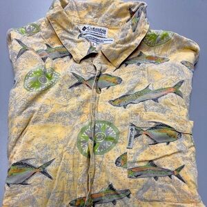 Mens Columbia Sportswear Fishing theme yellow short sleeve shirt L